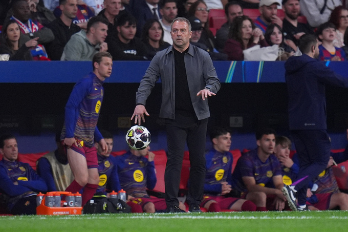 Barca của HLV Hansi Flick vừa bị Atletico loại ở vòng tứ kết Champions League