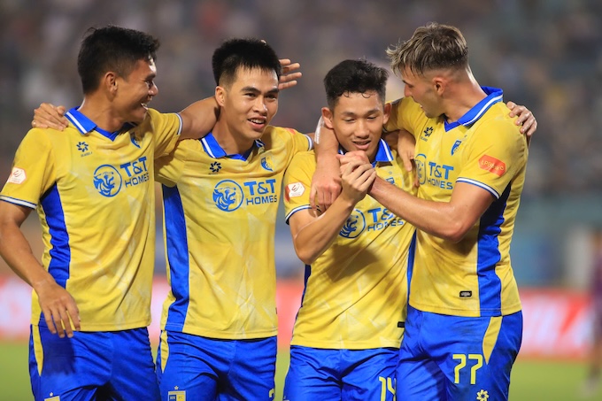 Niềm vui của CLB Hà Nội khi có chiến thắng cách biệt - Ảnh: Phan Tùng 