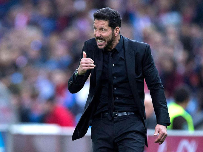 1. Diego Simeone (102 triệu bảng): Vị thuyền trưởng của Atletico Madrid hiện là HLV hưởng mức lương cao nhất thế giới, bỏ túi tới 25,9 triệu bảng/năm. Ông đã gắn bó với Atletico từ năm 2011 và hợp đồng hiện tại kéo dài đến mùa hè 2027.  