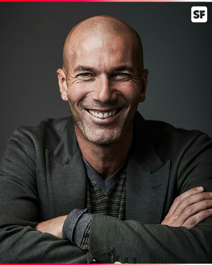4. Zinedine Zidane (91,6 triệu bảng): Kể từ khi rời Real Madrid năm 2021, Zidane vẫn chưa nhận lời dẫn dắt bất kỳ CLB nào. Với khối tài sản gần 100 triệu bảng, ông không chịu áp lực phải trở lại công việc ngay. Nhiều nguồn tin cho rằng Zidane đang chờ cơ hội dẫn dắt đội tuyển Pháp thay Didier Deschamps sau World Cup 2026.
