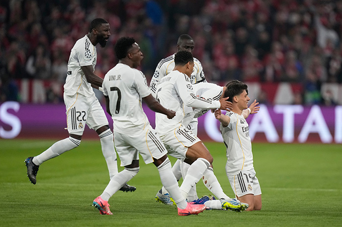 Dù bị loại, giới mộ điệu vẫn tiếc nuối vì Real và Bayern chạm trán nhau quá sớm