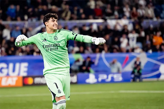 Javi Navarro tỏa sáng trong màu áo đội trẻ Real Madrid