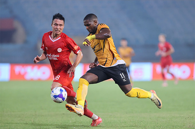 Rimario và đội bóng xứ Thanh không tìm được tiếng nói chung về vấn đề tài chính - Ảnh: Đức Cường 