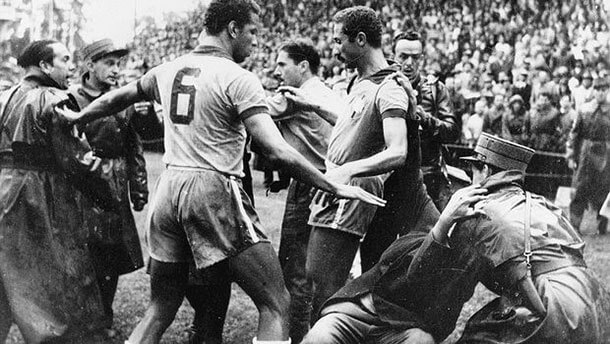 Đội Bóng Vàng hạ Brazil 4-2 ở World Cup 1954