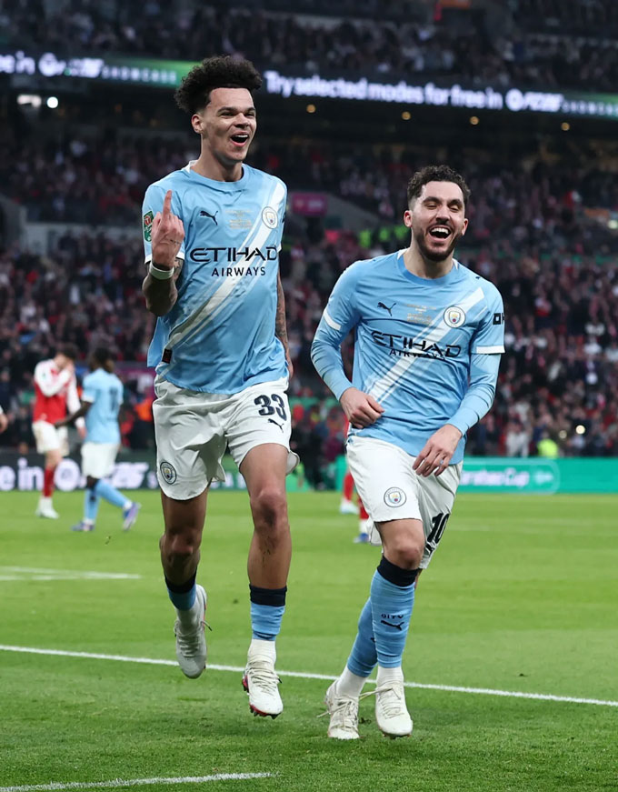 Man City sẵn sàng đối đầu Arsenal