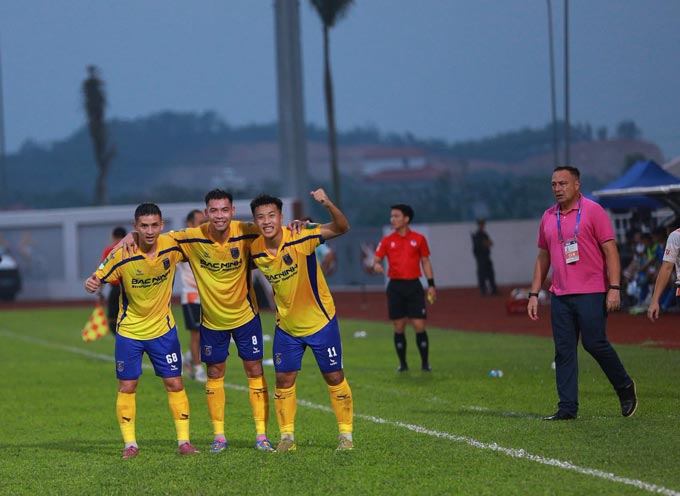 Bắc Ninh leo lên vị trí thứ nhì sau chiến thắng trước Đồng Tháp