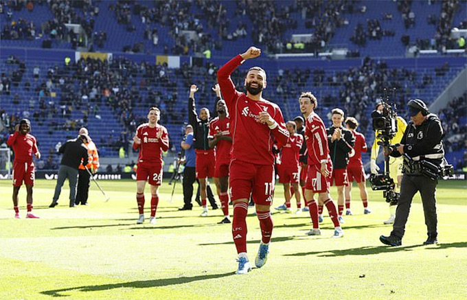 Salah trở thành biểu tượng của derby Merseyside