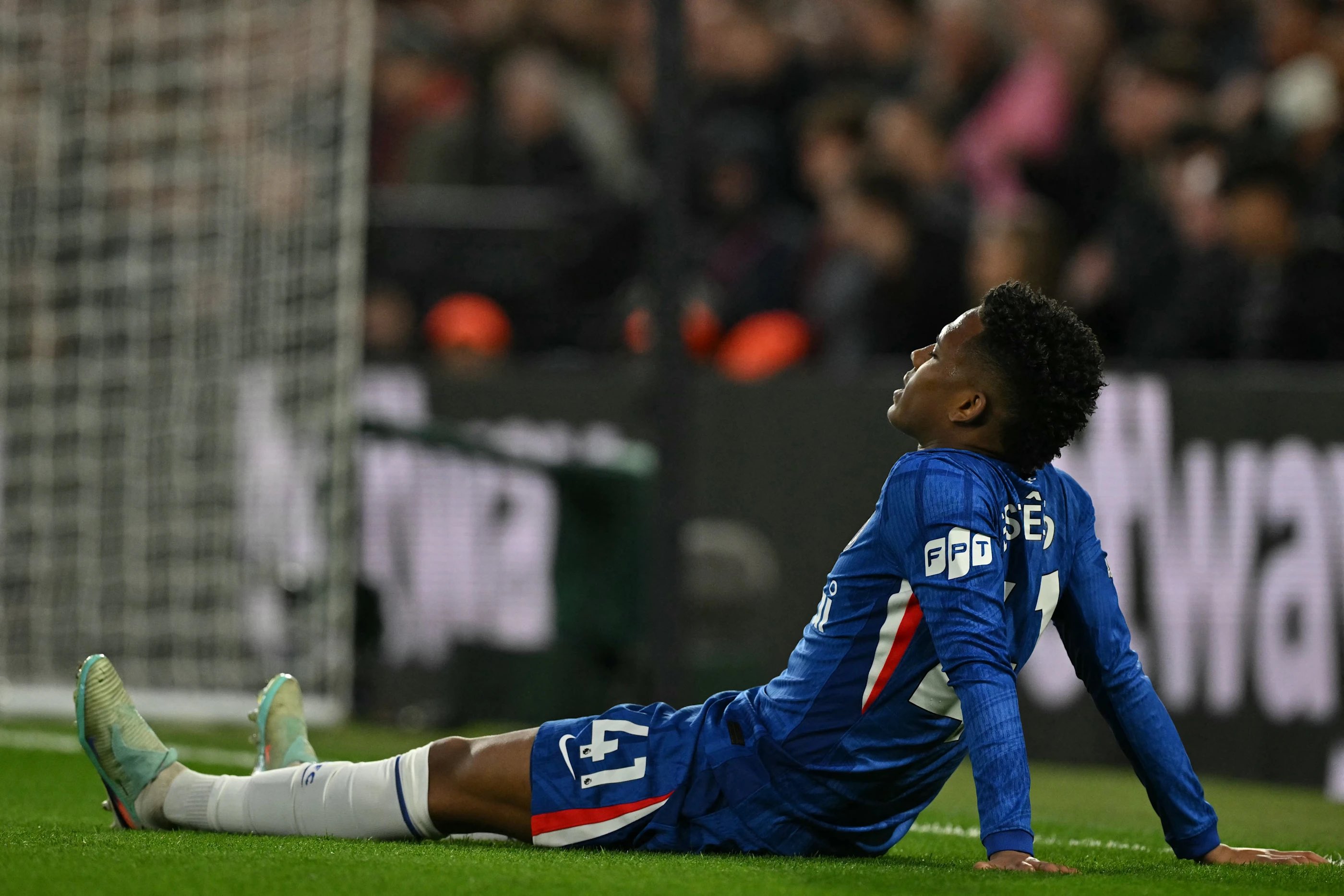 Estevao nghỉ dài hạn sẽ là tin xấu cho Chelsea lẫn ĐT Brazil - Ảnh: @EstevaoEra