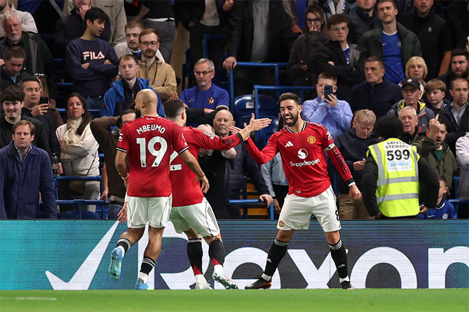 MU đang thi đấu rất đoàn kết, biết cùng nhau đi qua khó khăn