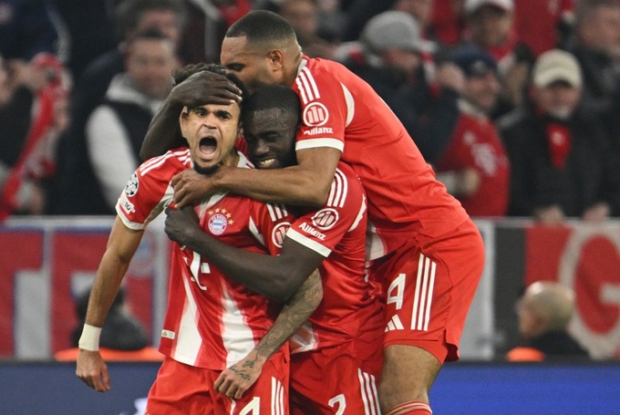 Luis Diaz trổ tài kiến tạo tuyệt vời trong chiến thắng của đội nhà trước Stuttgart