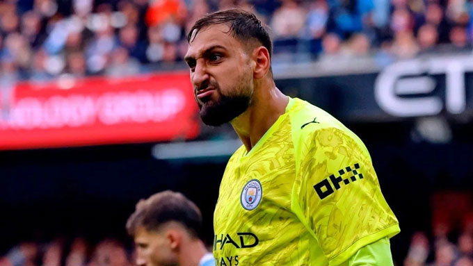 Donnarumma trong màu áo Man City