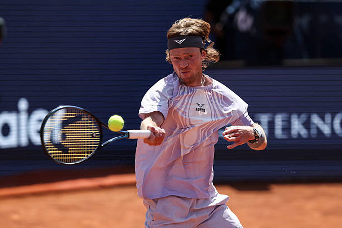 Rublev tạo ra 8 cơ hội có break-point nhưng chỉ tận dụng được 3 lần. Ảnh: ATP
