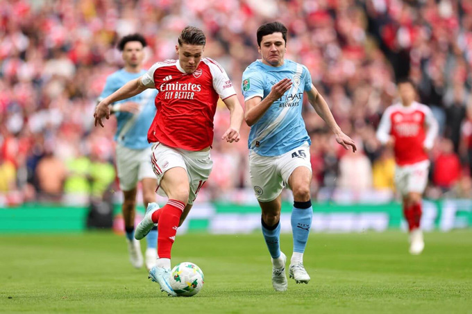 Khusanov rất nhanh và khỏe