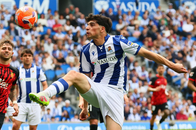 Jon Martin đang trở thành hiện tượng tại Tây Ban Nha