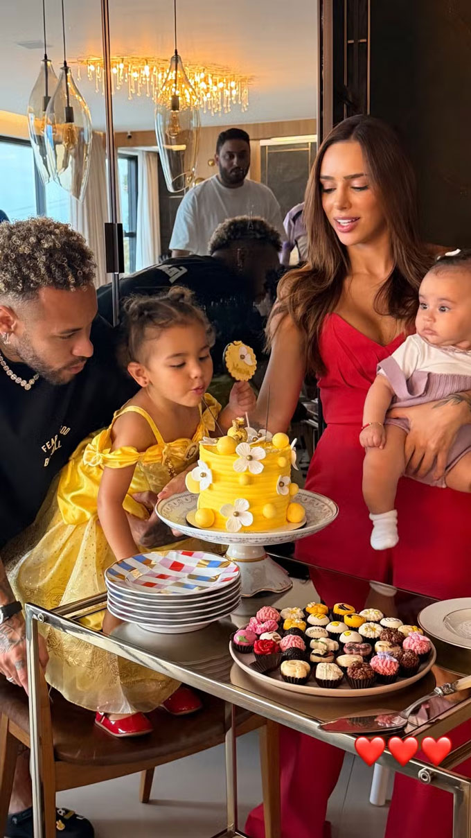 Neymar và Bruna Biancardi giữ thái độ im lặng