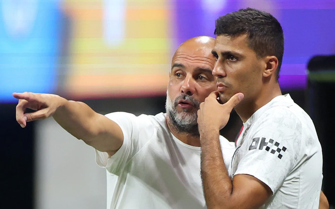 Nếu Man City đồng ý bán Rodri cho Real Madrid, đội bóng Hoàng gia có thể nhả Tchouameni cho MU