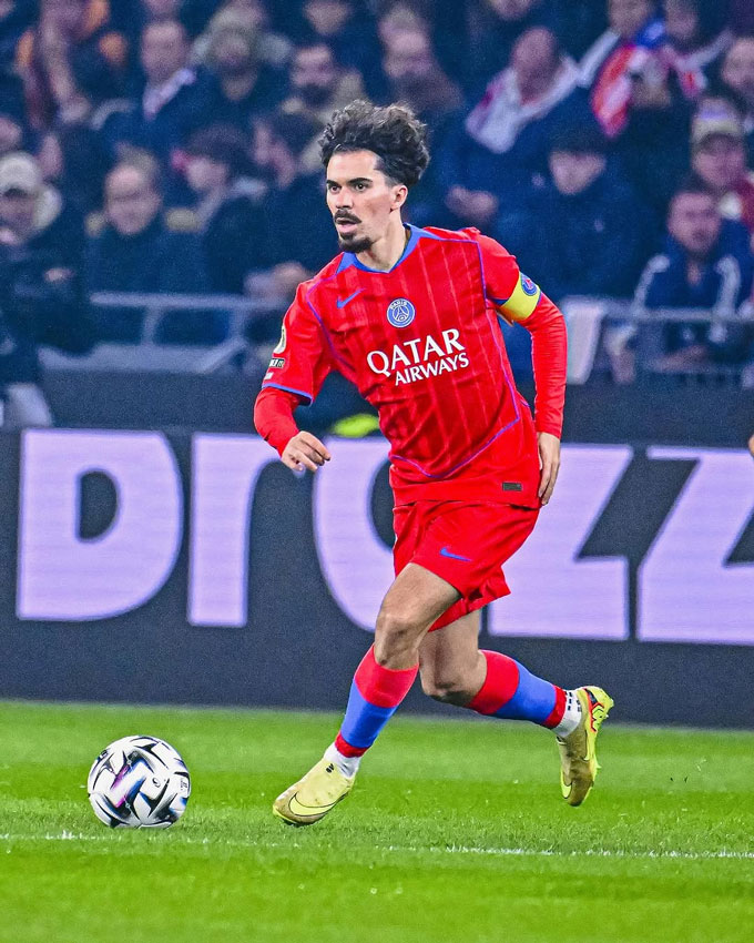 Vitinha nguy cơ không thể ra sân khi PSG đối đầu Bayern - Ảnh: Instagram nhân vật