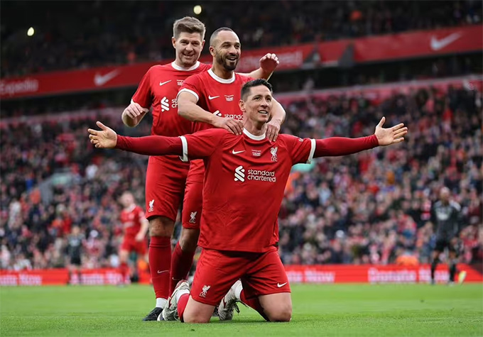 Torres từng khiến các cầu trường Anfield bằng những bàn thắng tuyệt vời