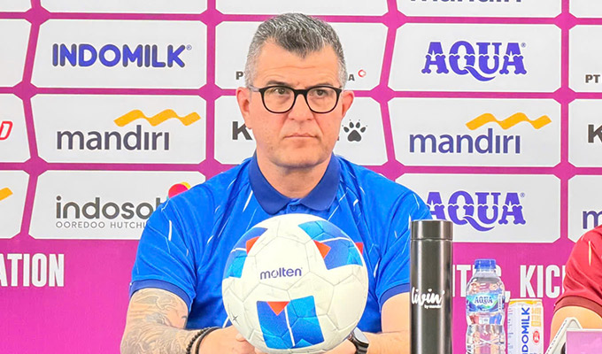 HLV Cristiano Roland hài lòng với màn thể hiện của U17 Việt Nam trước U17 Australia 