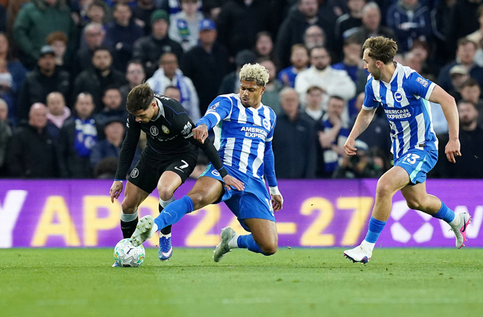 Chelsea bị Brighton đánh bại với tỷ số 3-0