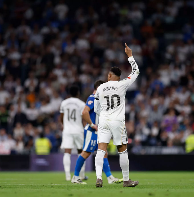 Mbappe cũng không ăn mừng quá phấn khích sau khi ghi bàn - Ảnh: realmadrid.com