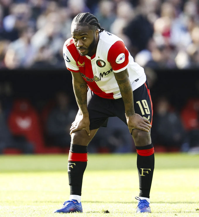 Sterling trong màu áo Feyenoord.