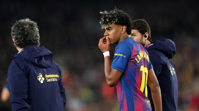 Yamal phải nghỉ thi đấu hết mùa