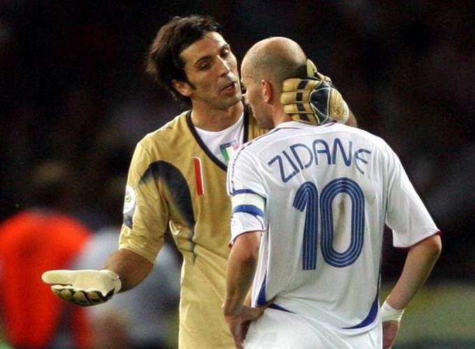 Buffon và Zidane trong trận chung kết World Cup 2006