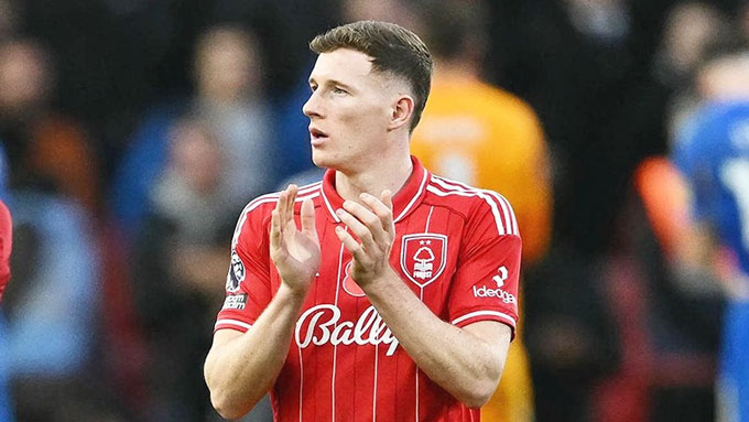  Elliot Anderson sung sức nhất Premier League 