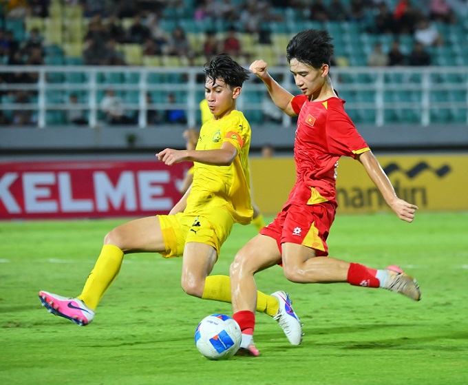 U17 Malaysia không thể chống đỡ sức mạnh của U17 Việt Nam