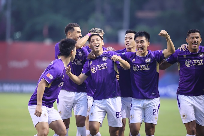 Hà Nội đời được nợ trong một trận thắng nghẹt thở - Ảnh: Đức Cường 