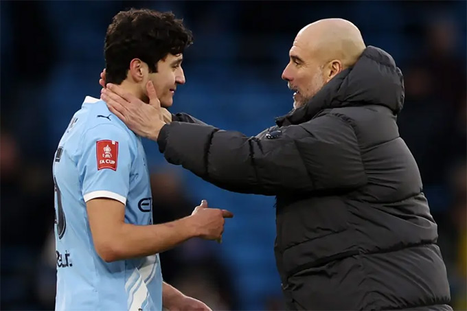 Khusanov đang trở thành mắt xích quan trọng trong đội hình của Guardiola