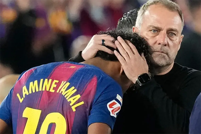 HLV Hansi Flick sẽ đau đầu để giải bài toán thiếu Yamal