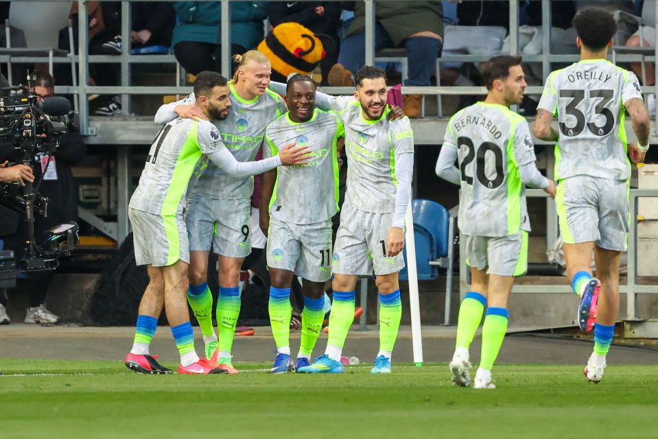 Man City sẽ vô địch Ngoại hạng Anh 2025/26? - Ảnh: The Sun