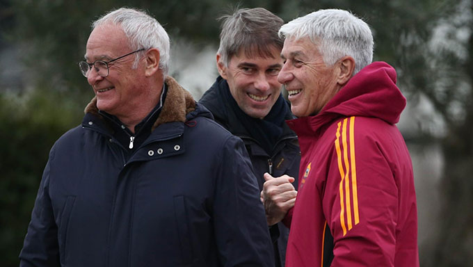 Ranieri và HLV Gasperini của Roma đã không còn nhìn về một phía