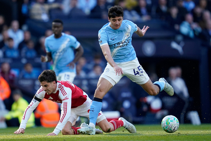 Arteta cũng bức xúc với tình huống Khusanov ngăn cản Havertz ở trận đấu với Man City tuần trước