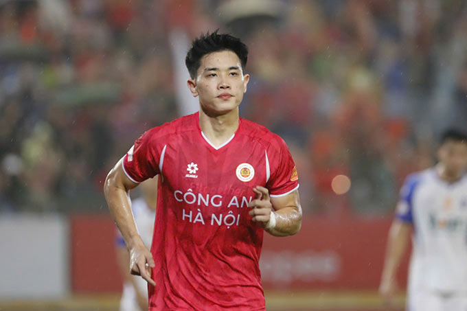 HLV Mano Polking cho rằng Đình Bắc cần thêm thời gian để hoàn thiện bản thân