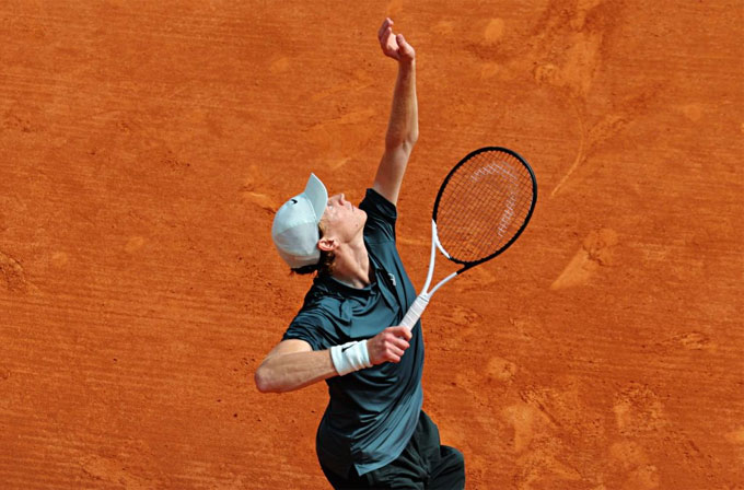 Sinner tung ra 7 cú giao bóng ăn điểm trực tiếp trong cả trận. Ảnh: ATP