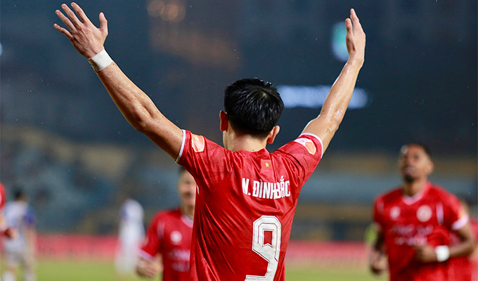 Tên tuổi của Đình Bắc đang khiến CĐV Đông Nam Á phải sục sôi - Ảnh: Minh Tuấn 