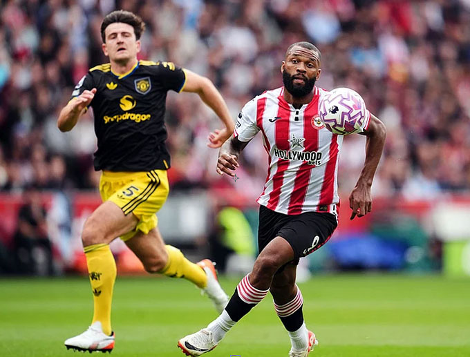  Harry Maguire sẽ phải liên tục để mắt tới Thiago