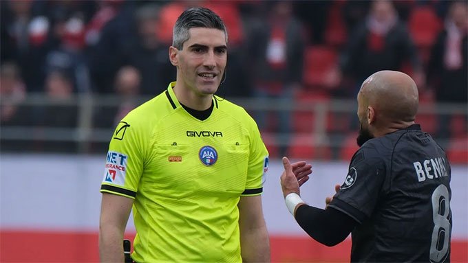 Trọng tài Gabriele Scatena tố môi trường làm việc là độc hại