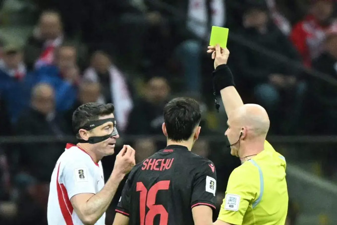 FIFA chuẩn bị áp dụng luật thẻ vàng mới tại World Cup 2026