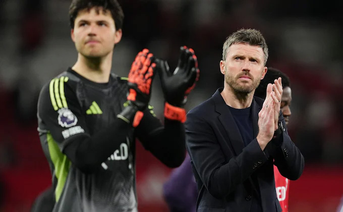 Carrick đang dẫn dắt MU đi đúng hướng