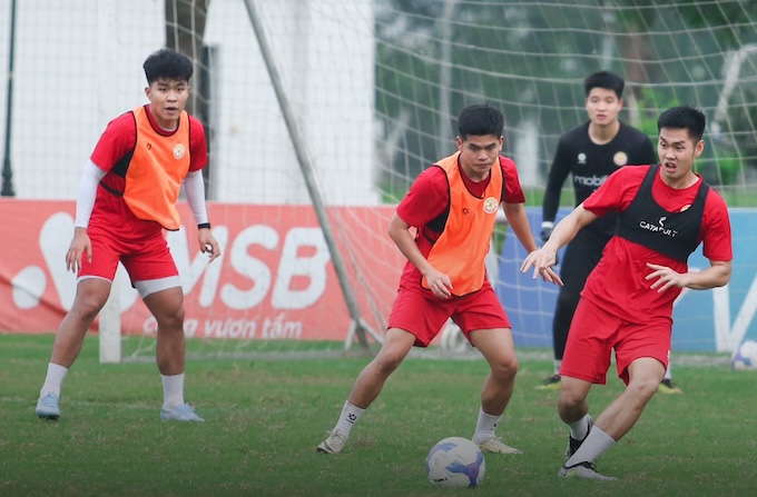 PVF-CAND tập luyện cho cuộc tiếp đón Hà Tĩnh. Ảnh: FBNV