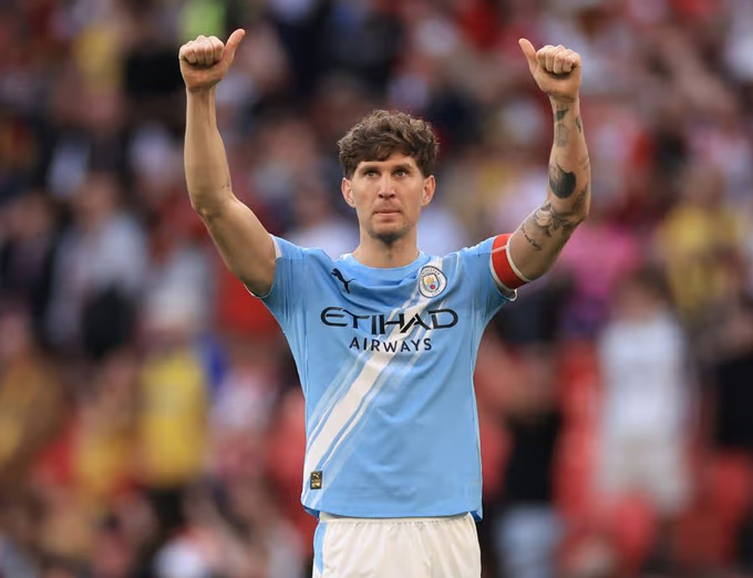 Man City đã sớm tìm ra người thay John Stones