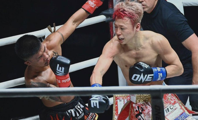 Takeru nhiều lần đánh ngã Rodtang