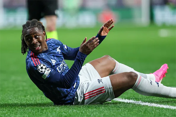 Eze vào sân thay Odegaard trong hiệp 2 trận đấu với Atletico rạng sáng nay - Ảnh: Getty