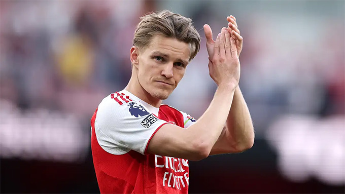 Odegaard đang đá không đúng vị trí tại Arsenal? Ảnh: Getty Images Sport
