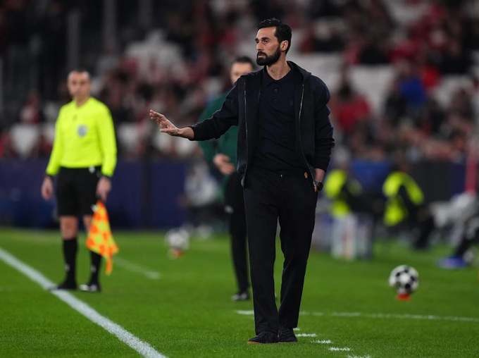 HLV Alvaro Arbeloa là tội đồ?