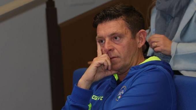 Ông Gianluca Rocchi, Trưởng ban trọng tài (Designatore) Serie A và Serie B, đang bị điều tra với cáo buộc đồng phạm gian lận thể thao